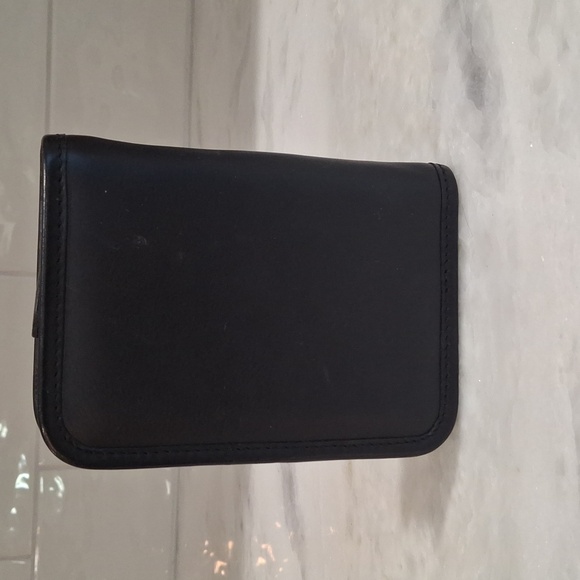 Storage Case - Picture 2 of 7